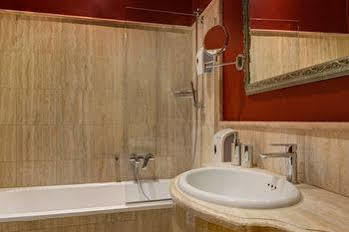 Selene Hotel 3*